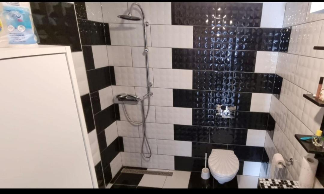 Nika Villa Bilice Luaran gambar